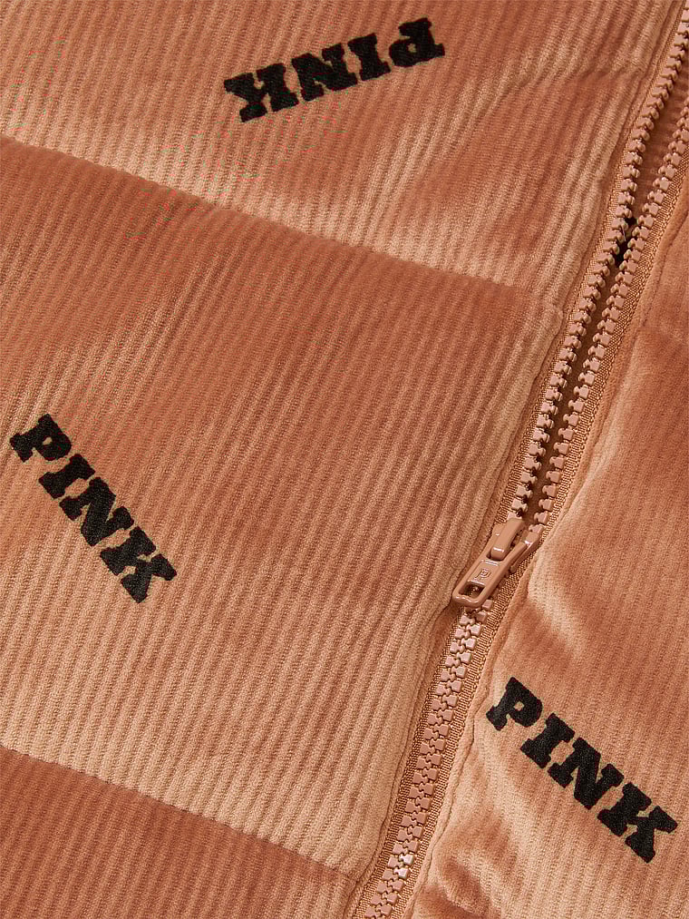 PINK Gerippte, kurze Steppjacke aus Velours, detail, 5 of 5