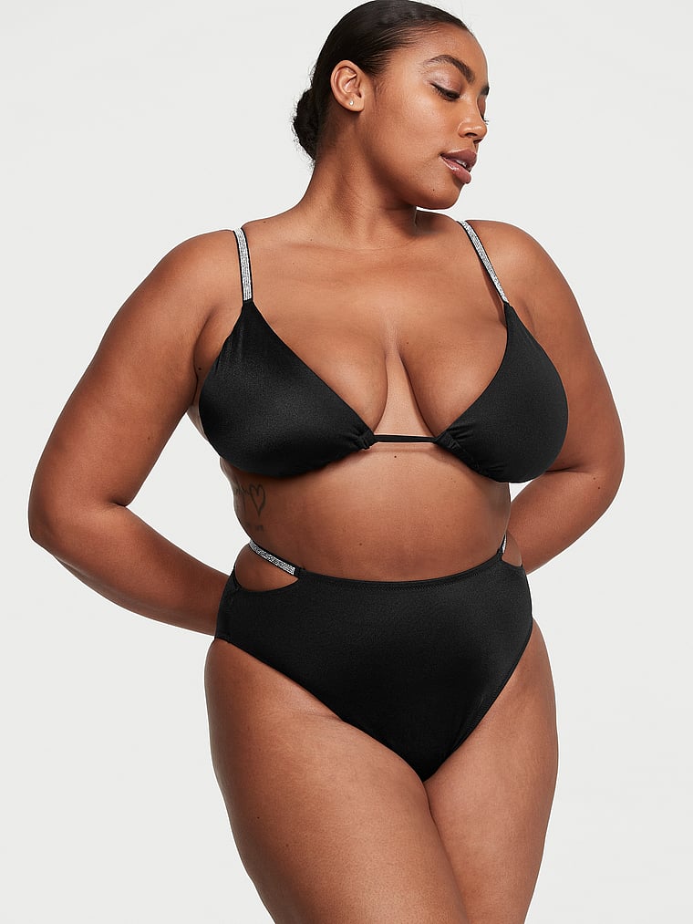 Victoria's Secret, Victoria's Secret Swim Cheeky-Bikinihose mit hohem Bund und Glanzriemen, Schwarz, onModelBack, 2 of 3 Brianna ist 5'10" oder 178cm und trägt L