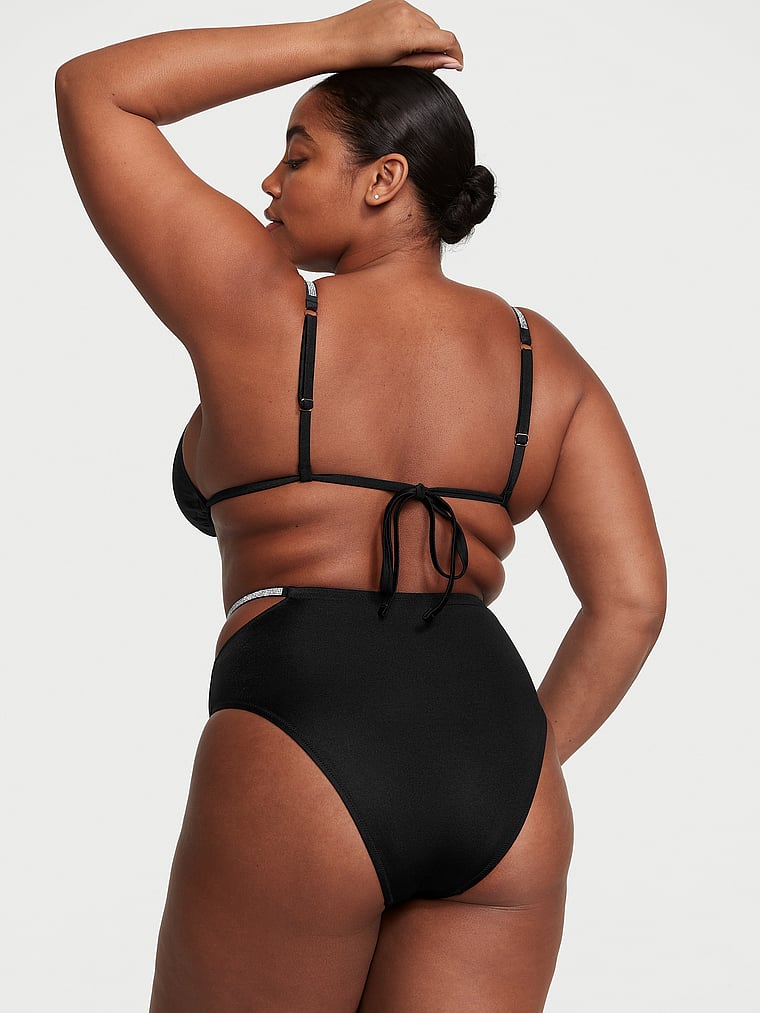 Victoria's Secret, Victoria's Secret Swim Cheeky-Bikinihose mit hohem Bund und Glanzriemen, Schwarz, onModelFront, 1 of 3 Brianna ist 5'10" oder 178cm und trägt L