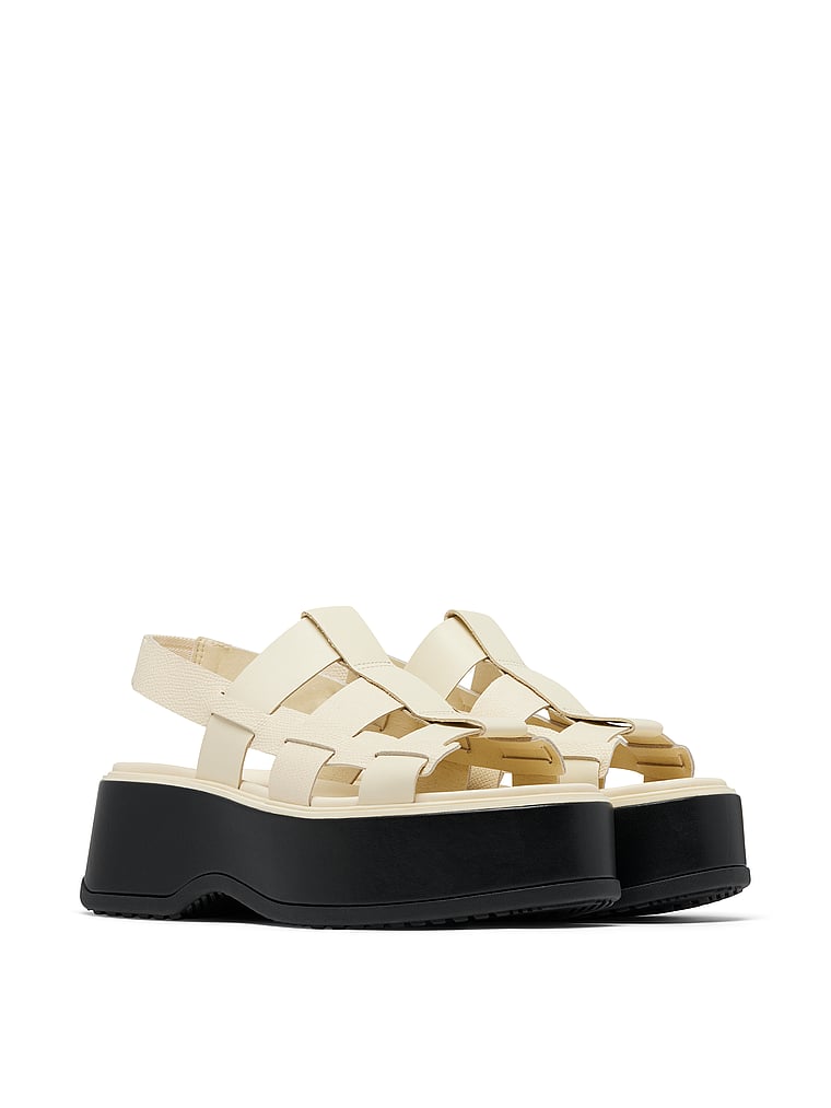 Sorel Dayspring™ Sandalen mit Plateausohle und Fersenriemen, onModelFront, 1 of 4