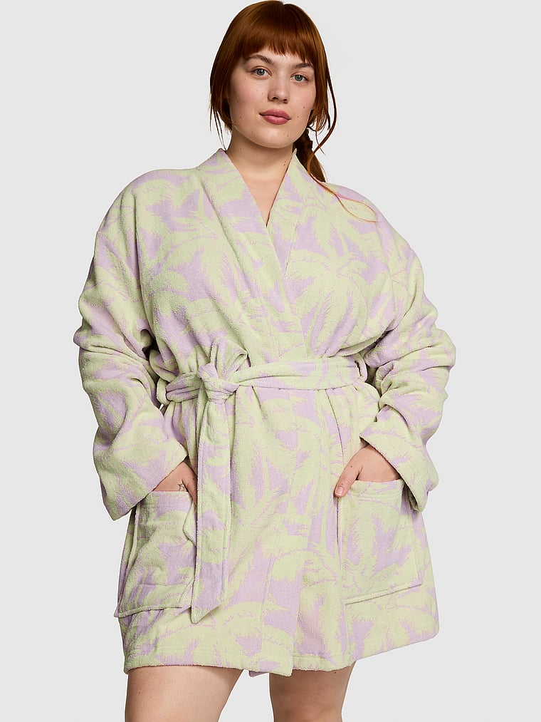 PINK Frottee-Bademantel, onModelFront, 1 of 3