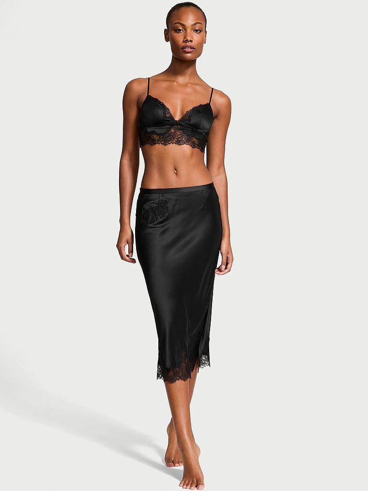 Victoria's Secret, Victoria's Secret Satin-Bralette mit Rosenspitzen und Midirock im Set, SCHWARZ, onModelSide, 1 of 3