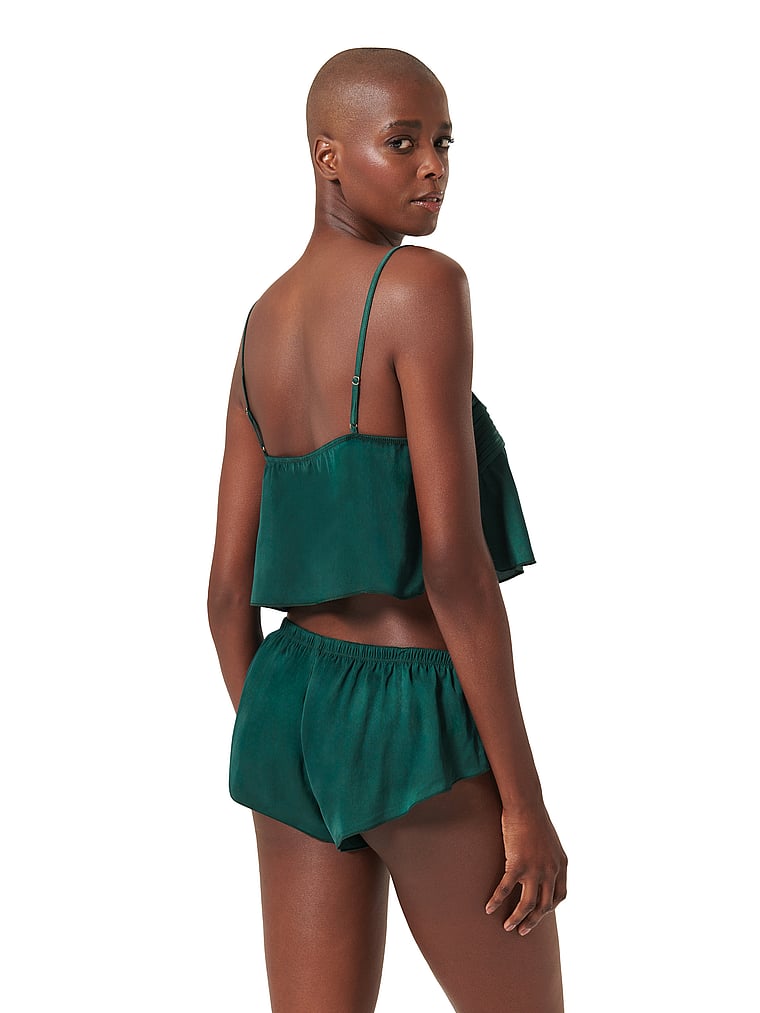 Victoria's Secret, BLUEBELLA Stephanie Set aus luxuriösem Satin mit kurzem Trägertop und Shorts, Botanisches Gartengrün, onModelBack, 2 of 4