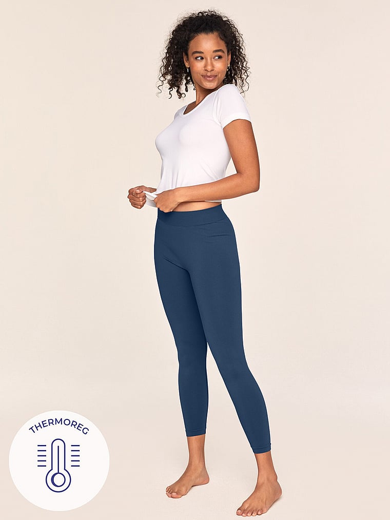 Victoria's Secret, Adore Me Die Leggings für jeden Tag, onModelFront, 1 of 2