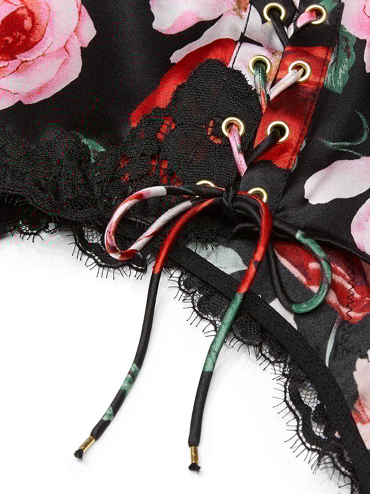 Victoria's Secret, Very Sexy Atelier Victoria's Secret Slip aus Satin mit hohem Bund und Spitzenbesatz, detail, 4 of 4