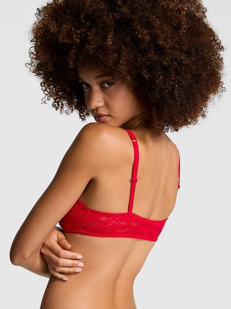 PINK Bralettes und BH-Oberteile Wink Ungefütterte Bralette mit U-Ausschnitt, Roter Pfeffer, onModelBack, 2 of 3 Yoly  ist 5'8" oder 173cm und trägt 32B oder S