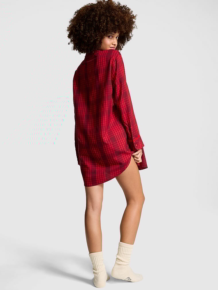 PINK Festliches Flanell-Schlafshirt mit Samtbesatz, Helles Zinnoberrot kariert, onModelBack, 2 of 3