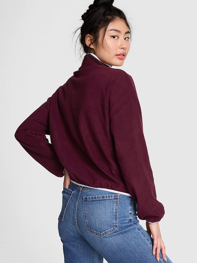 PINK Jacke aus Mikrofleece mit kurzem Reißverschluss, Wildrose, onModelBack, 2 of 4 Gloria ist 5'9" oder 175cm und trägt S