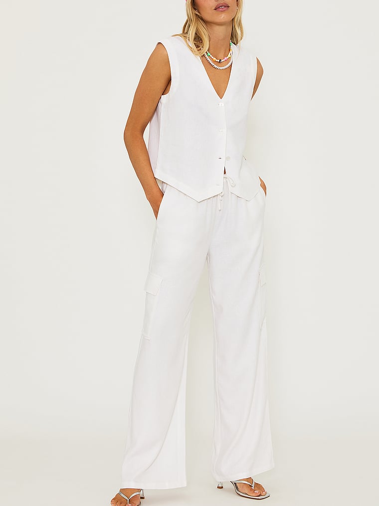Victoria's Secret, Beach Riot Amara Hose, Weißes Leinen, onModelFront, 1 of 4