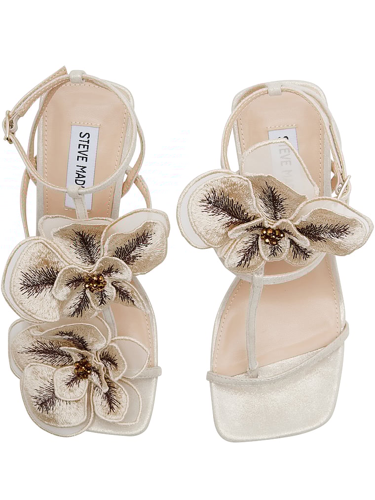 Steve Madden Aries Absatzschuhe mit Blumendesign, offModelFront, 3 of 4