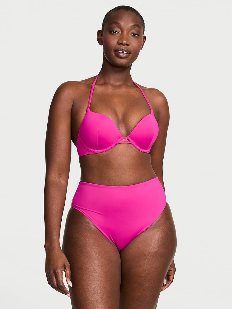 Victoria's Secret, Victoria's Secret Swim Essential Bikinihose mit hohem Bund und vollständiger Bedeckung, Beerenrot, onModelBack, 2 of 3 Arame ist 5'11" oder 180cm und trägt L