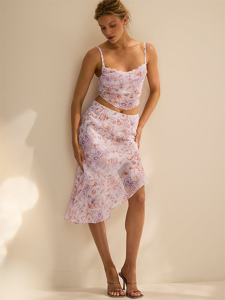 Victoria's Secret, Victoria's Secret Vintage Blossom Chiffon Handkerchief Skirt, Delicate Violet Floral, onModelSide, 1 of 3 Aga is 5'10" or 178cm and wears Small