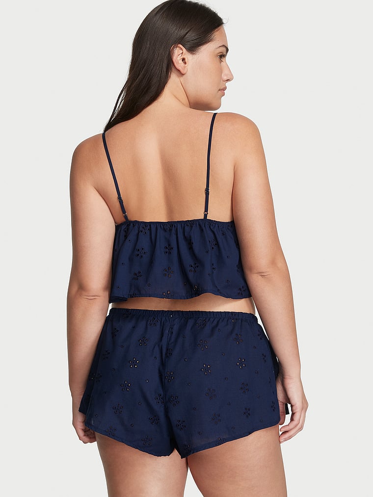 Victoria's Secret, Victoria's Secret Set mit Lochmuster, kurzes Trägertop und Shorts, onModelBack, 2 of 4