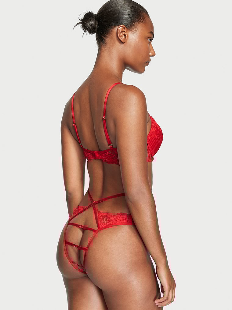 Victoria's Secret, Very Sexy Rückenfreies brasilianisches Höschen mit Fischnetzdesign und Blumenmuster, onModelBack, 2 of 4