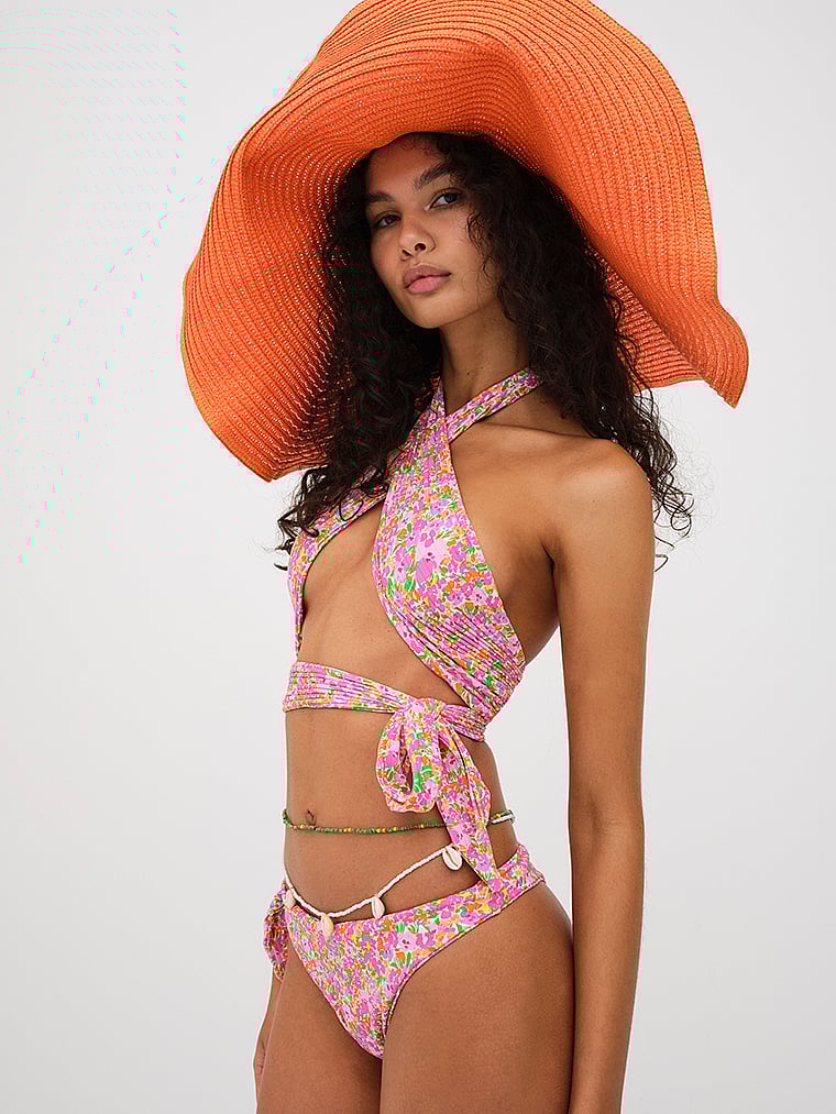 Victoria's Secret, For Love & Lemons Dixie Cheeky-Bikinihose, onModelFront, 1 of 3
