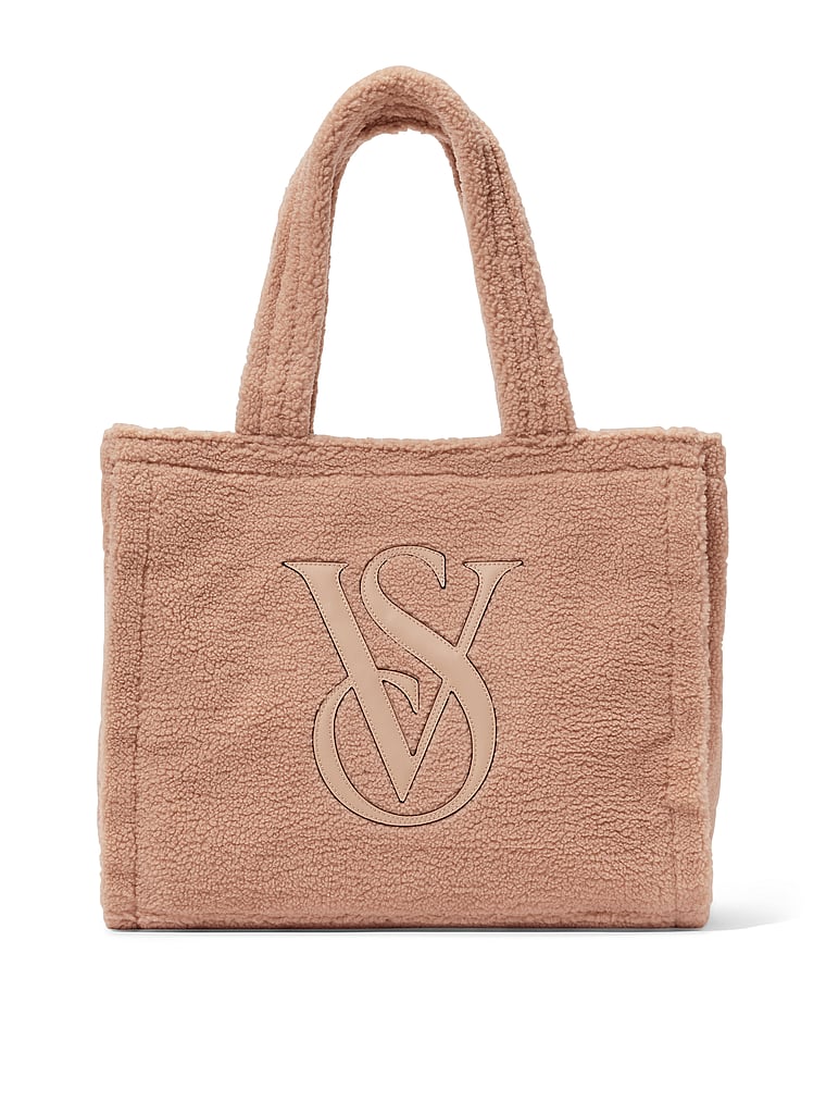Victoria's Secret, Victoria's Secret Flauschige Fleece-Tragetasche, onModelFront, 1 of 4