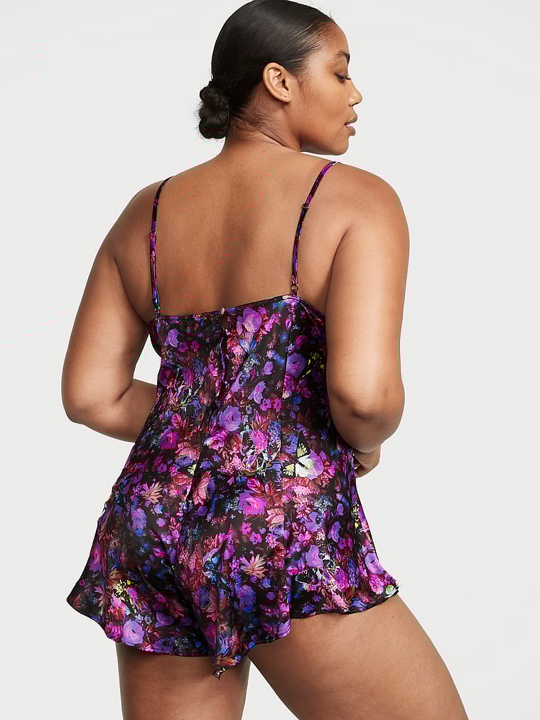 Victoria's Secret, Victoria's Secret Einteiler aus Satin mit Stretch und Zierausschnitt, onModelBack, 2 of 3