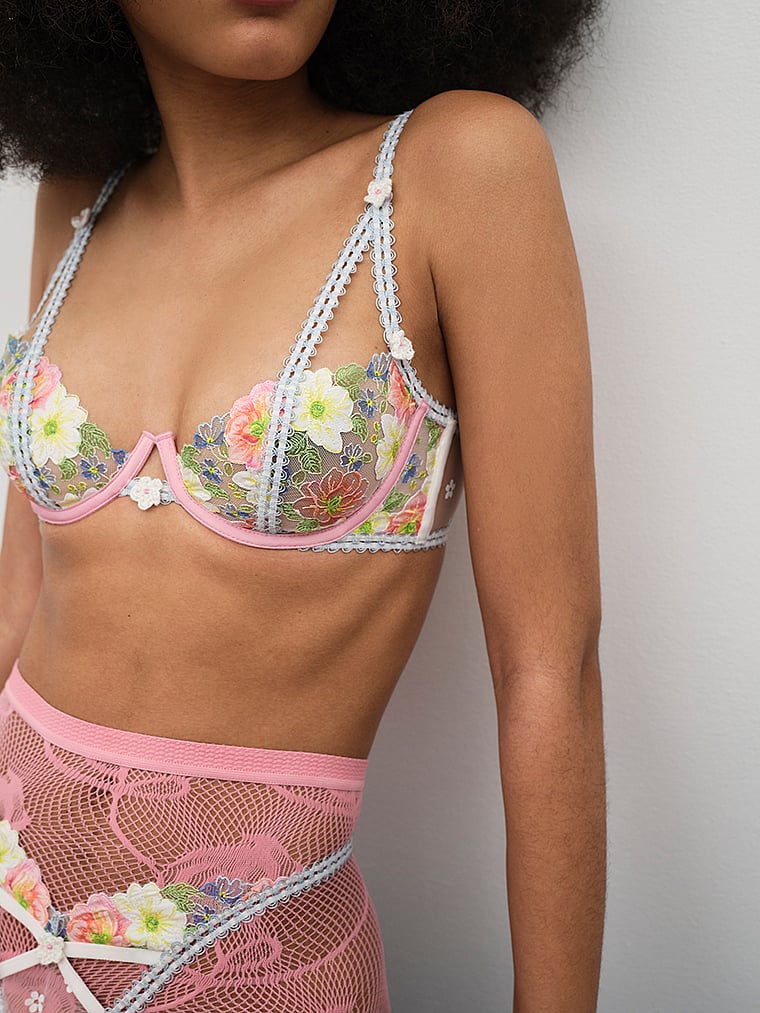 Victoria's Secret, For Love & Lemons Daisy Blossom Bügel-BH, onModelFront, 1 of 4